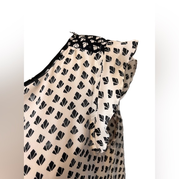 NWOT Ann Taylor Loft Black and White Sheer Tee S - Picture 3 of 8